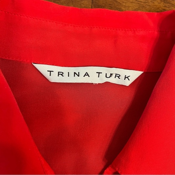 Trina Turk 100% silk red button down blouse no size tag measures large - Picture 2 of 12